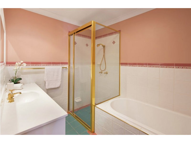 5 157 Brookfield Road, Kenmore Hills QLD 4069