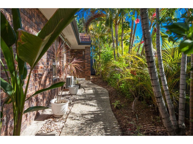 Seventeen Mile Rocks QLD 4073