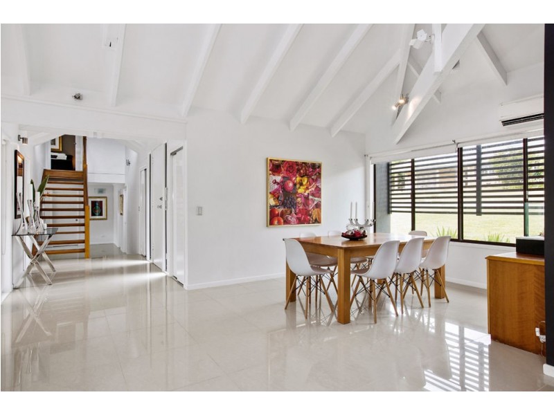 Mount Ommaney QLD 4074