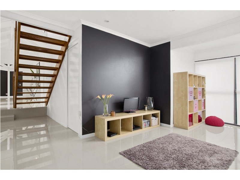 Mount Ommaney QLD 4074