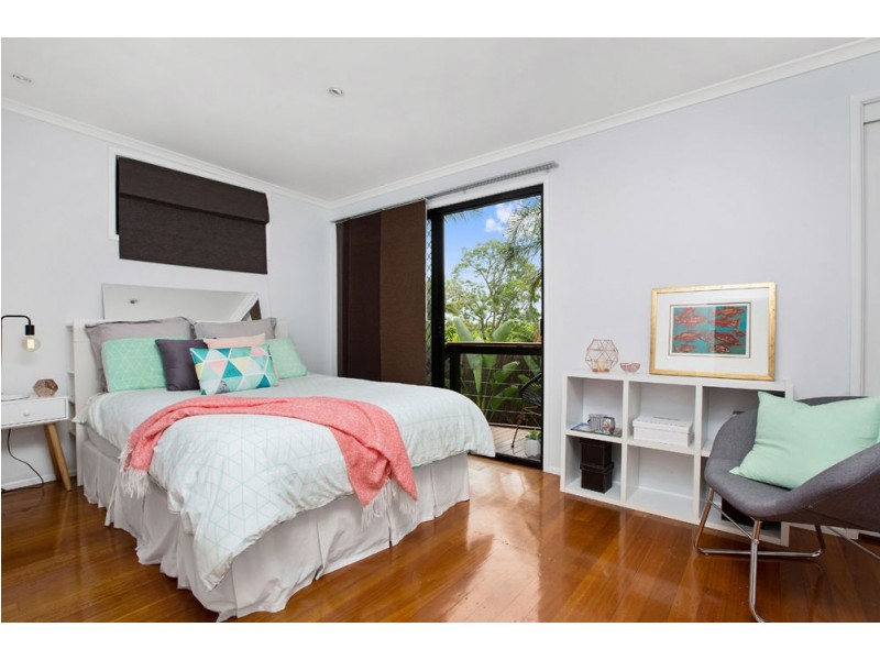 Mount Ommaney QLD 4074