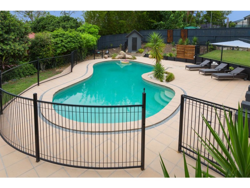 Mount Ommaney QLD 4074