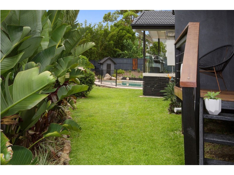 Mount Ommaney QLD 4074