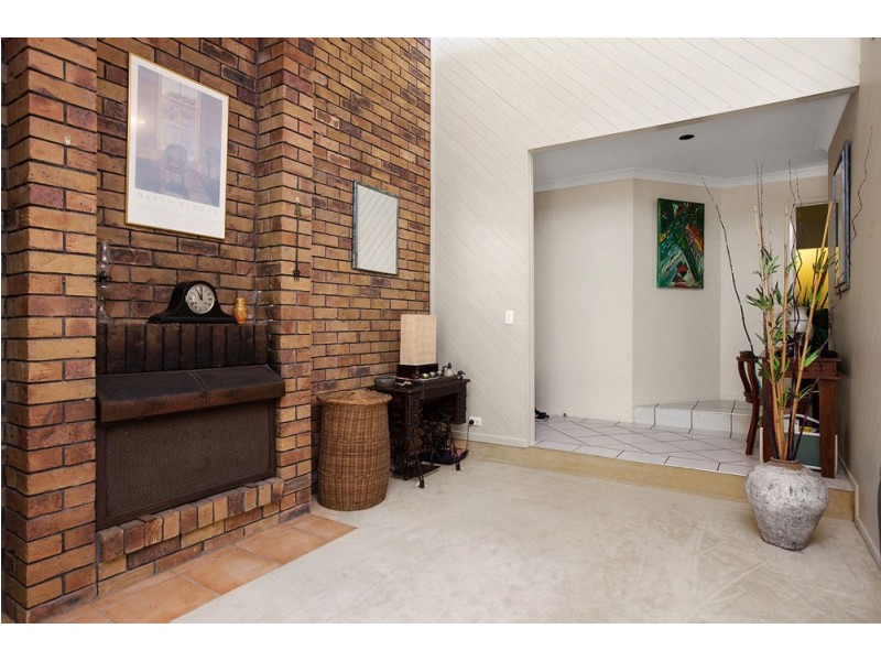 Mount Ommaney QLD 4074