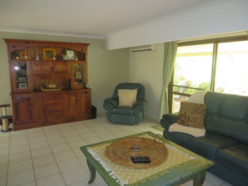 Mount Ommaney QLD 4074