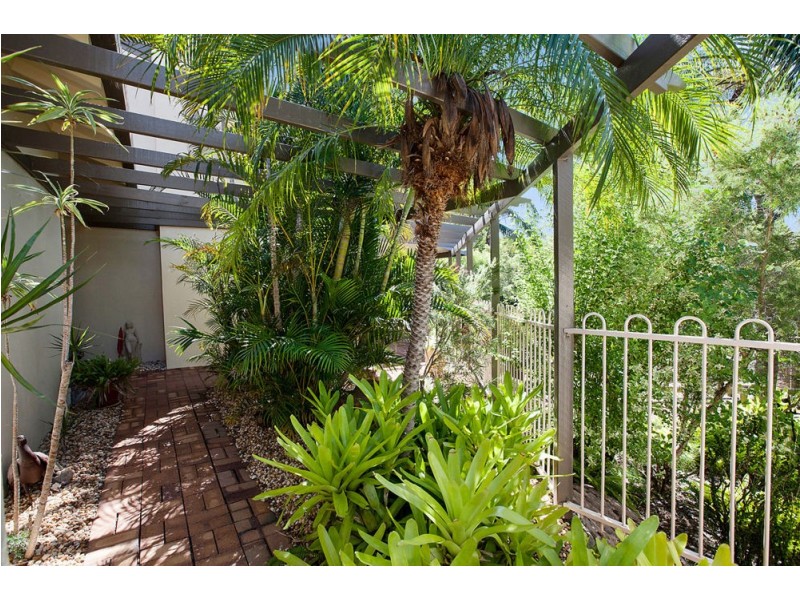 Mount Ommaney QLD 4074