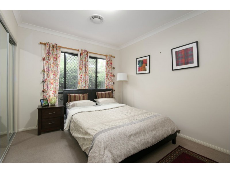 73 FLINDERSIA CRESCENT, Seventeen Mile Rocks QLD 4073