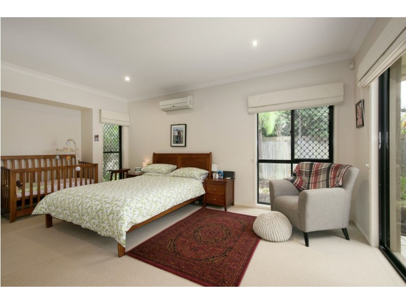73 FLINDERSIA CRESCENT, Seventeen Mile Rocks QLD 4073
