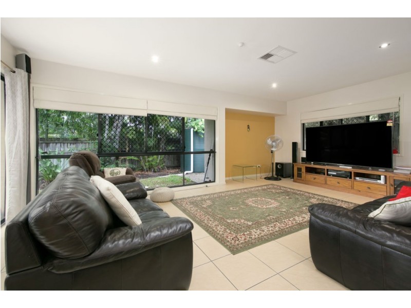 73 FLINDERSIA CRESCENT, Seventeen Mile Rocks QLD 4073