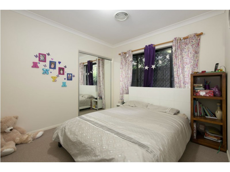 73 FLINDERSIA CRESCENT, Seventeen Mile Rocks QLD 4073