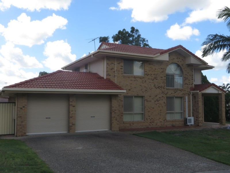 1 Warenda Close, Middle Park QLD 4074