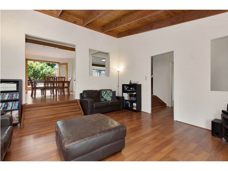 Seventeen Mile Rocks QLD 4073