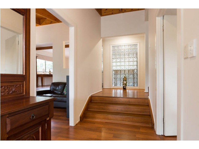 Seventeen Mile Rocks QLD 4073