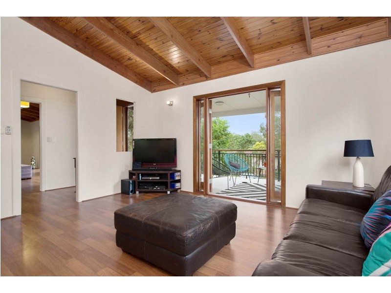 Seventeen Mile Rocks QLD 4073