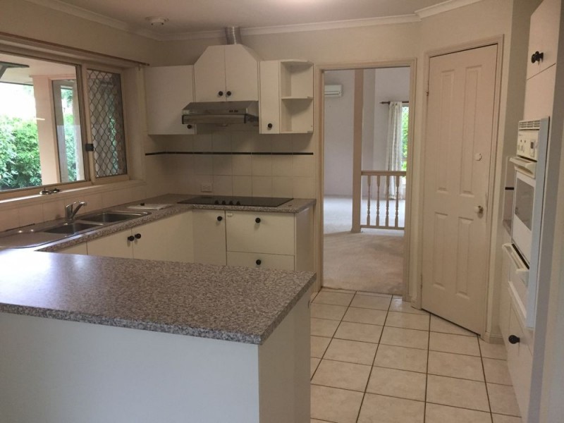 12 Baronga Street, Middle Park QLD 4074