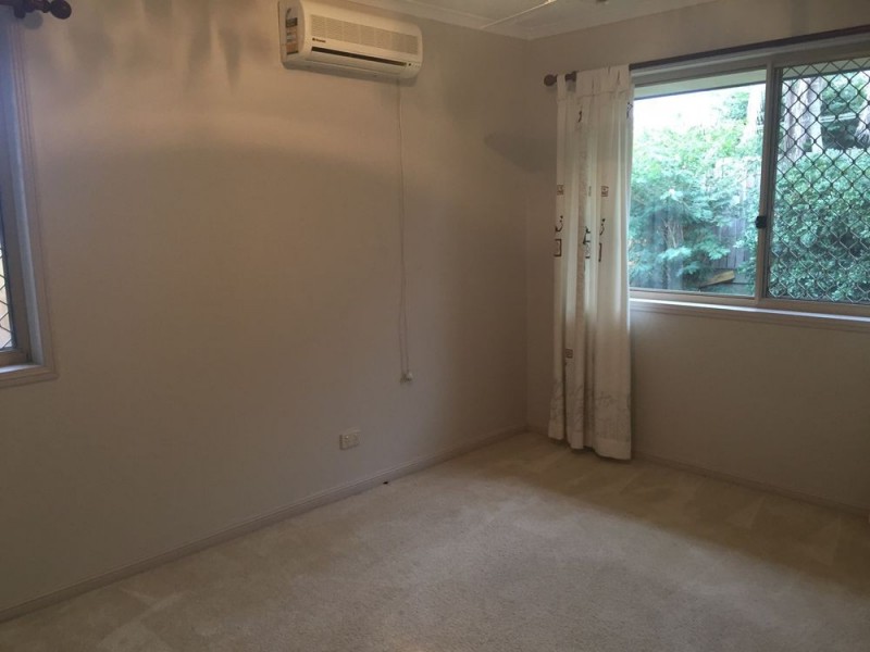 12 Baronga Street, Middle Park QLD 4074
