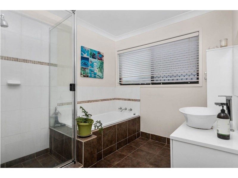 Jamboree Heights QLD 4074