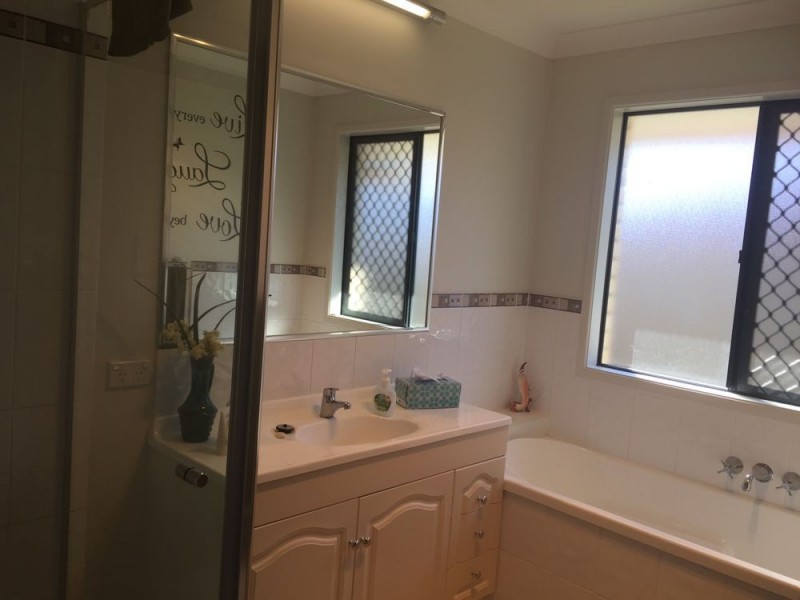 23 DROVERS PLACE, Sumner QLD 4074