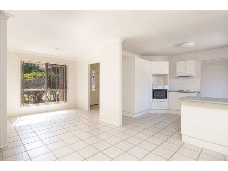 12. Harris Place, Seventeen Mile Rocks QLD 4073