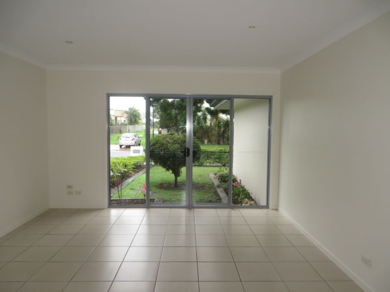 70 SINNAMON ROAD, Sinnamon Park QLD 4073
