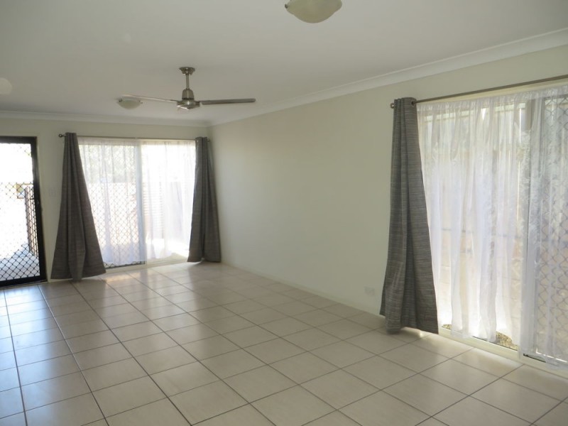6 TALISKER ST, Springfield Lakes QLD 4300