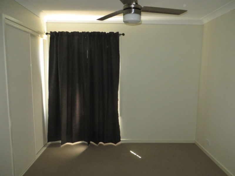 6 TALISKER ST, Springfield Lakes QLD 4300