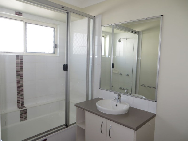 6 TALISKER ST, Springfield Lakes QLD 4300