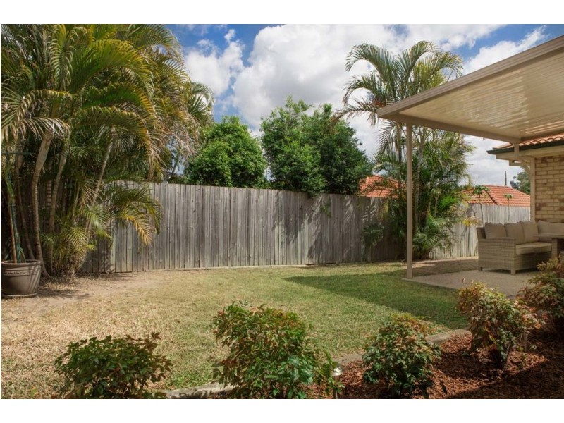 1 Platypus Close, Riverhills QLD 4074