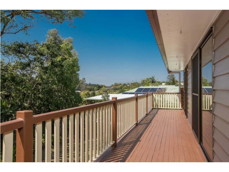 Jamboree Heights QLD 4074