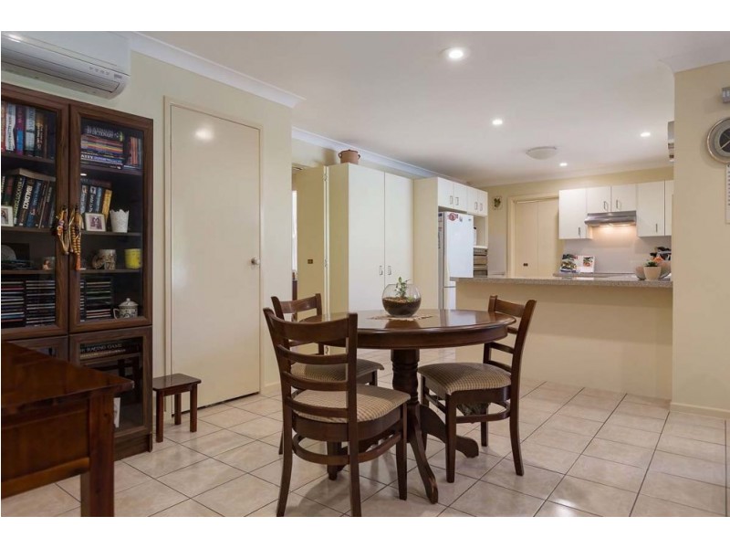 25 Cotter Crescent, Riverhills QLD 4074