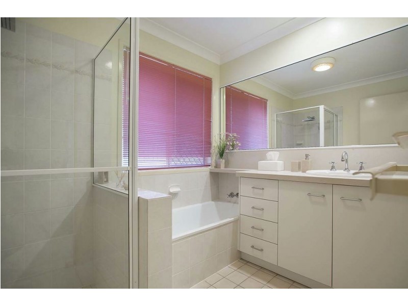 25 Cotter Crescent, Riverhills QLD 4074