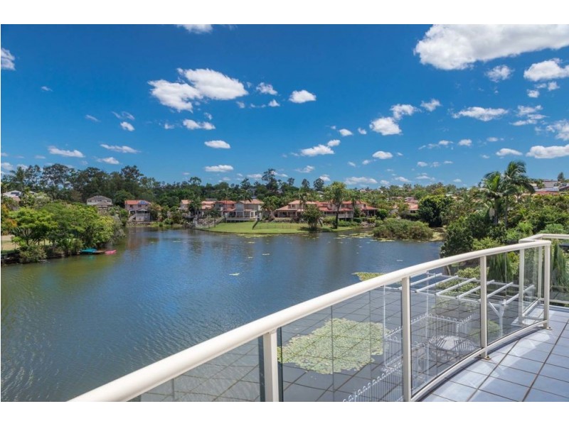 32 Newell Place, Westlake QLD 4074