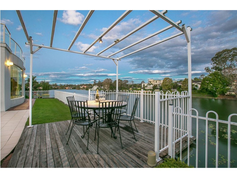 32 Newell Place, Westlake QLD 4074