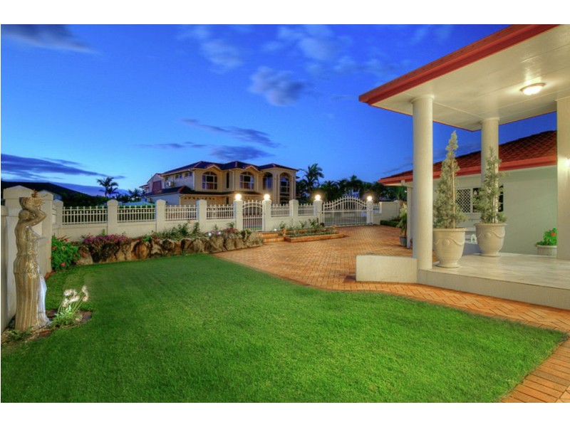 32 Newell Place, Westlake QLD 4074