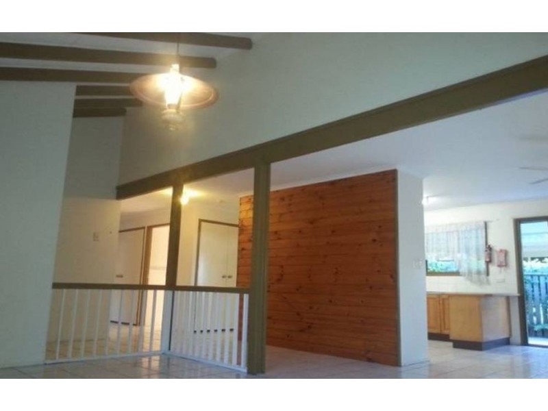 2 Langlo Street, Riverhills QLD 4074