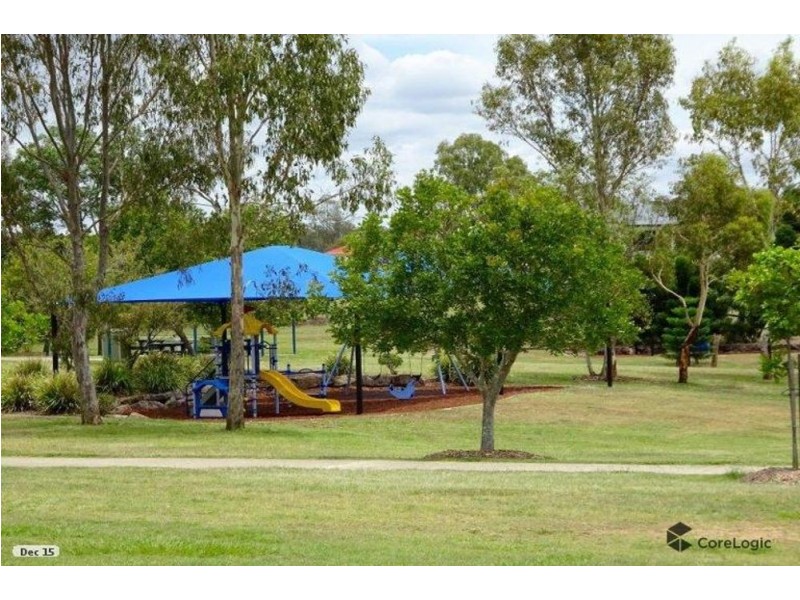 15 STAVELEY CLOSE, Sinnamon Park QLD 4073