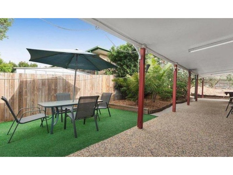 Seventeen Mile Rocks QLD 4073