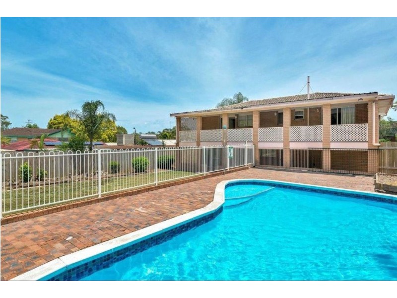 71 DANDENONG ROAD, Jamboree Heights QLD 4074