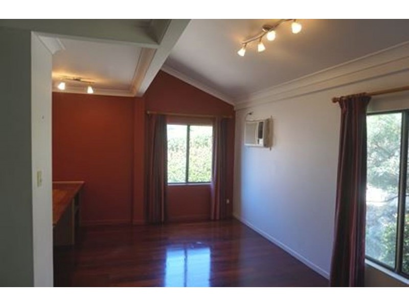 Jindalee QLD 4074