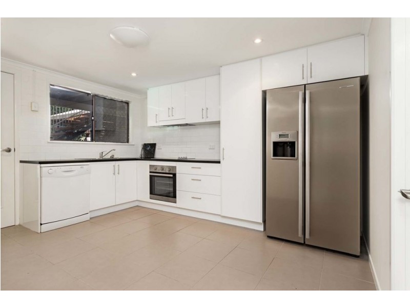 Jindalee QLD 4074