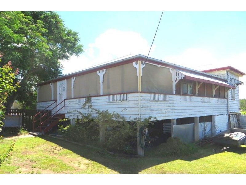 82 Stafford St, Silkstone QLD 4304