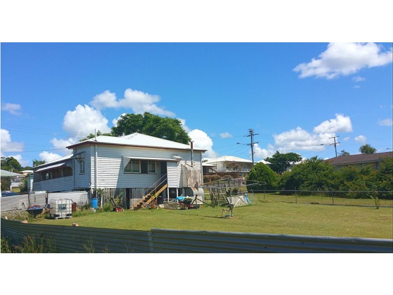 82 Stafford St, Silkstone QLD 4304