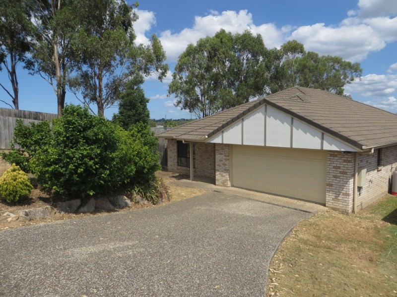 15 ELOISE PLACE, Sumner QLD 4074