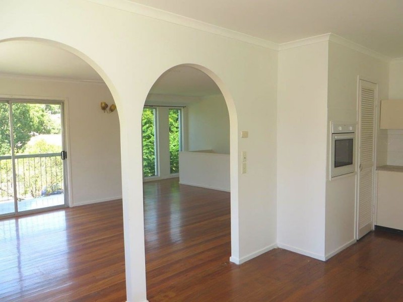 Jindalee QLD 4074