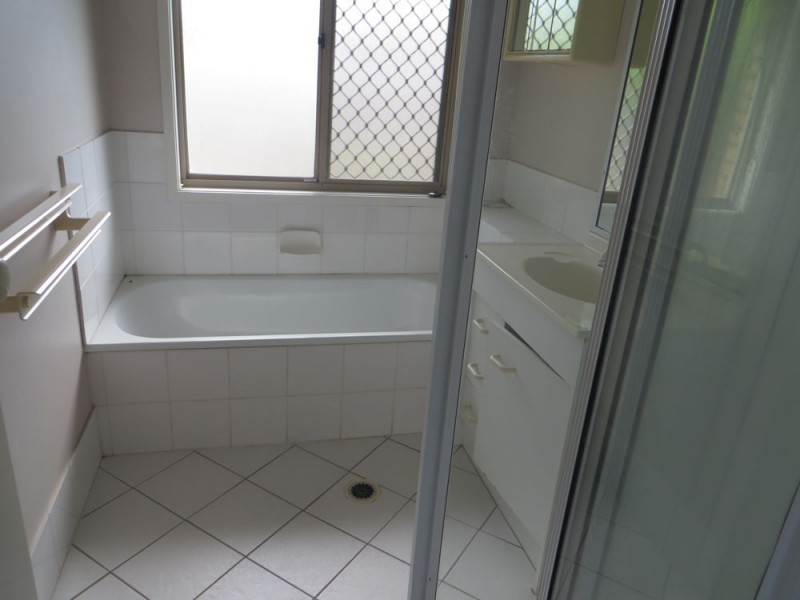 35 Drummond Street, Sinnamon Park QLD 4073