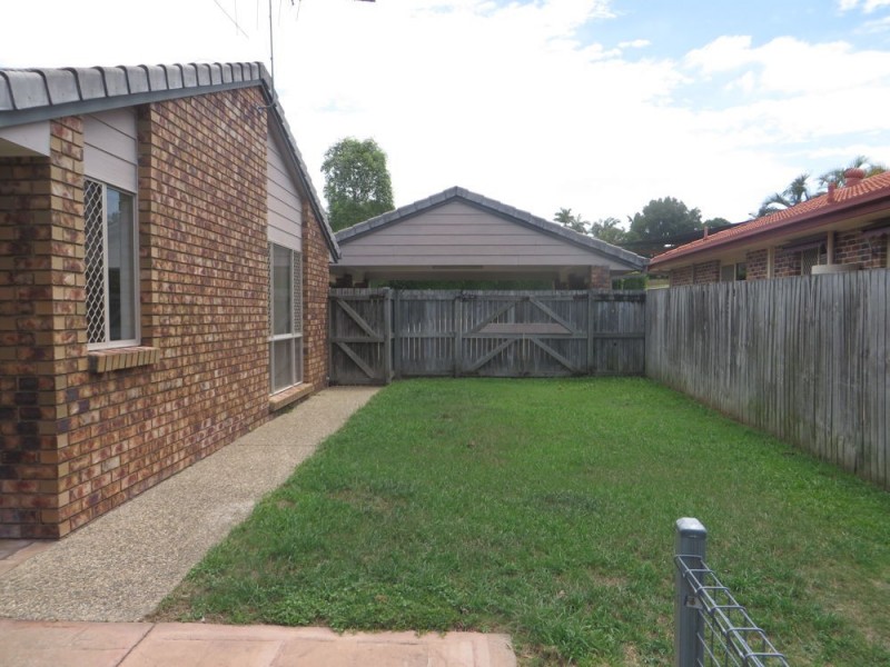 35 Drummond Street, Sinnamon Park QLD 4073