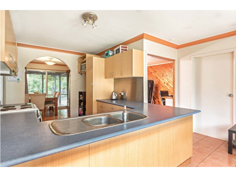 Jindalee QLD 4074