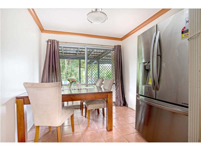 Jindalee QLD 4074