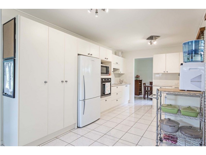 Jindalee QLD 4074