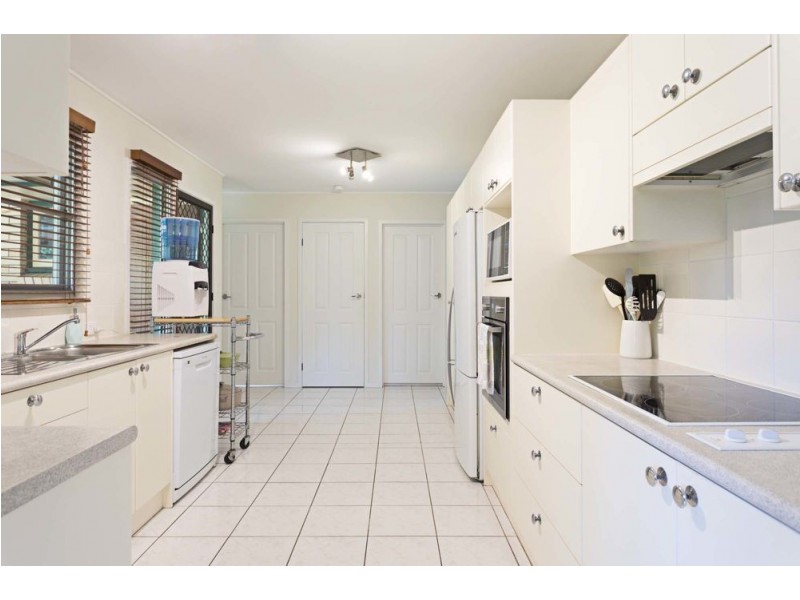 Jindalee QLD 4074